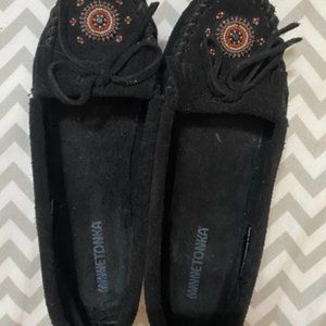 NEW Beaded Kenya MINNETONKA ME TO WE MOCCASINS Women's Loafers Shoes Black 8